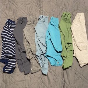 9 month Carter’s boys onesie lot, 7 pieces
